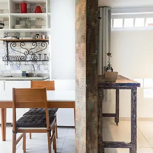 Apartamento Com 1 A 300m Da Rua Pedras -, Búzios